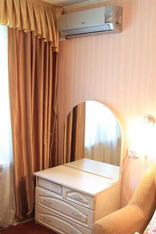 Апартаменты Apartment near metro Akademgorodok Киев Апартаменты-4