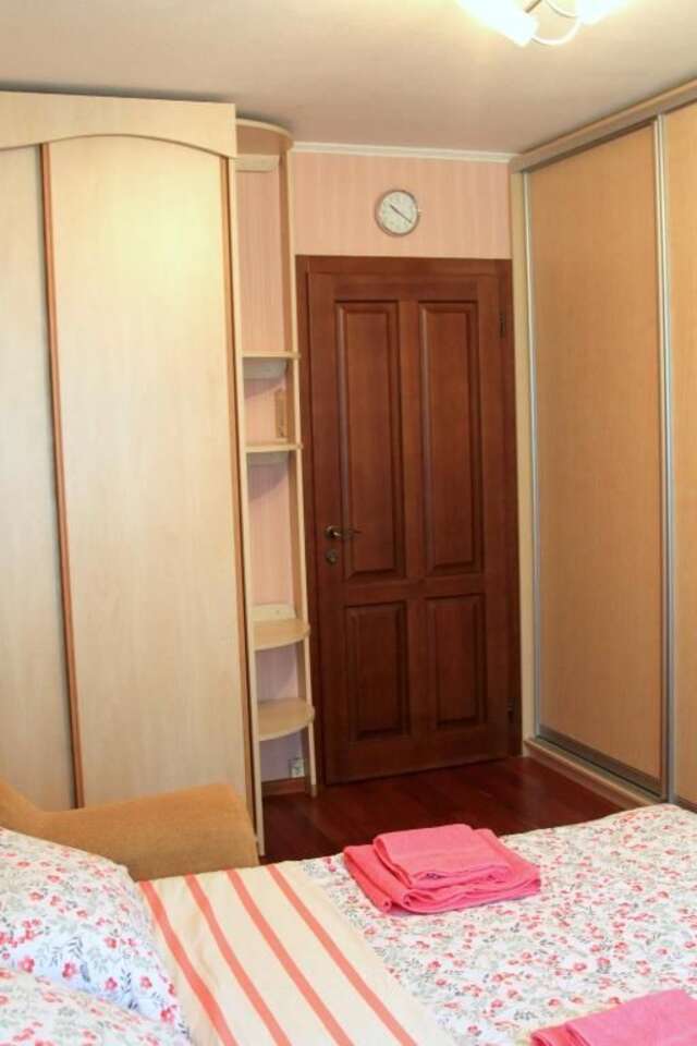 Апартаменты Apartment near metro Akademgorodok Киев-33